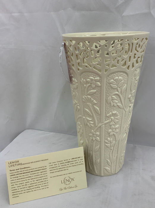 Lenox Vase - Ceramic/Porcelain