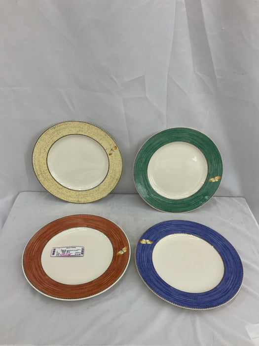 Wedgwood Plates (4)