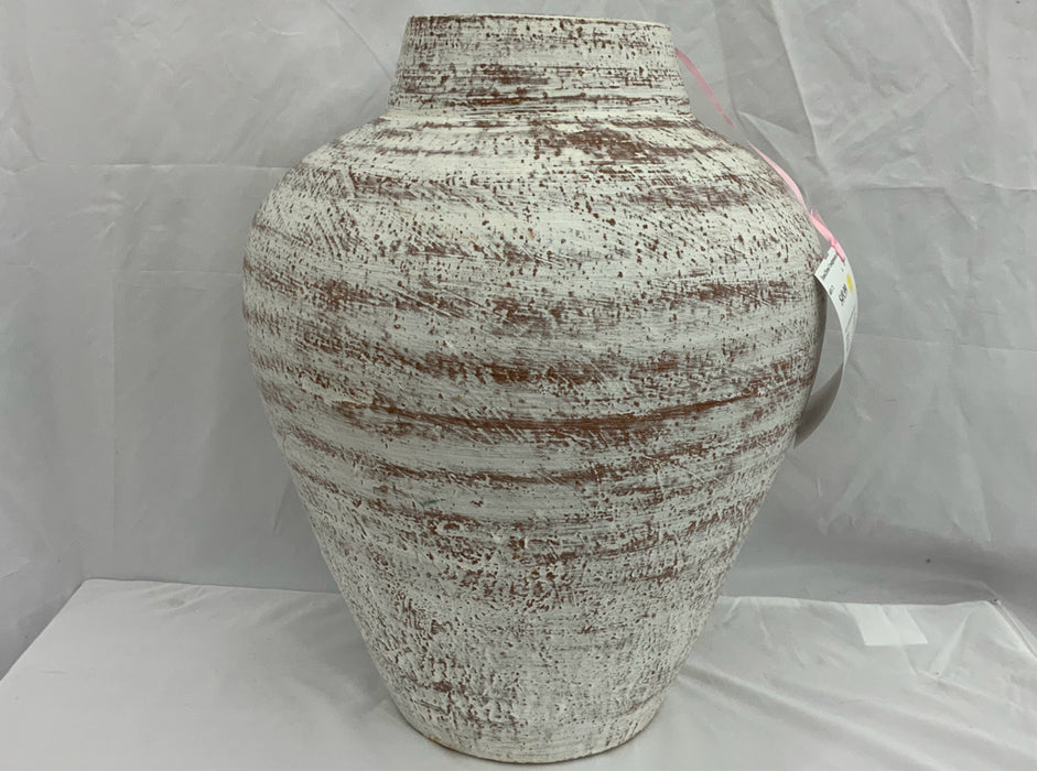 Vase - Ceramic/Porcelain